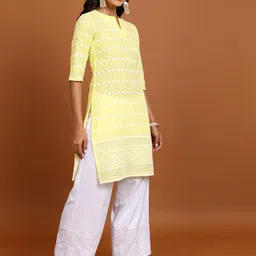Vishudh Yellow Floral Embroidered Thread Work Straight Kurta-image-18