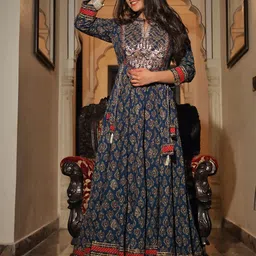 Divena Women Blue Ethnic Motifs Printed Anarkali Kurta-image-39
