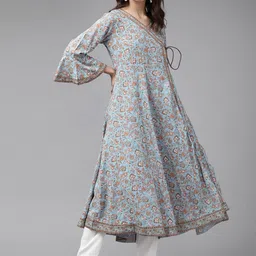 YASH GALLERY Floral Printed Angrakha Kurta-picture-54