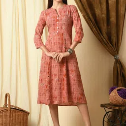 AAYUMI Women Ethnic Motifs Thread Work Block Print Anarkali Kurta-image-25