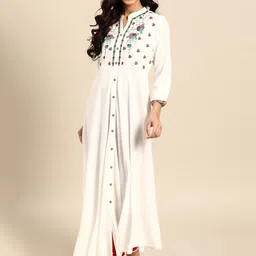 Anouk White Floral Yoke Design Mandarin Collar Mirror Work Cotton A-Line Kurta-picture-20