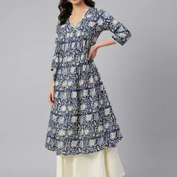 Janasya Women Navy Blue Cotton Floral Print Flared Kurta-image-24