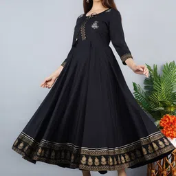 KALINI Women Black & Golden Floral Embroidered Anarkali Kurta-57