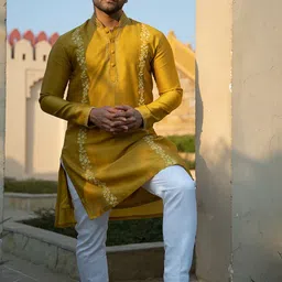 KAAJ BUTTON Floral Embroidered Thread Work Chanderi Silk Straight Kurta With Trouser-picture-30