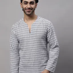 even Checked V-Neck Pure Cotton Kurta-image-7