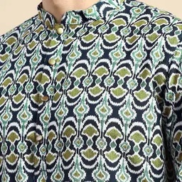 Amodh by Kisah Ethnic Printed Mandarin Collar Regular Kurta image 2