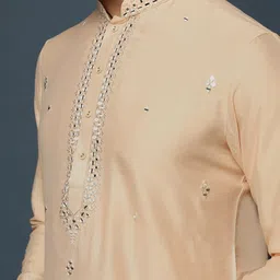 KISAH Embroidered Mandarin Collar Mirror Work Kurta image 2