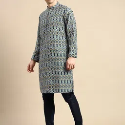 Amodh by Kisah Ethnic Printed Mandarin Collar Regular Kurta image 3