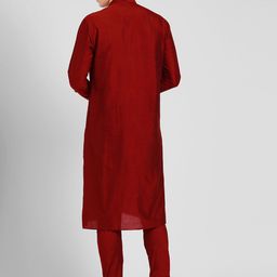 KISAH Men Red Thread Work Kurta image 2