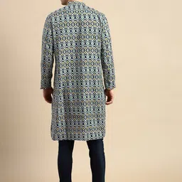 Amodh by Kisah Ethnic Printed Mandarin Collar Regular Kurta image 4