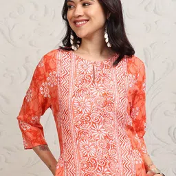 Vishudh Ethnic Motifs Printed Straight Kurta image 5