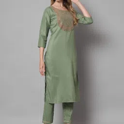 VredeVogel Ethnic Motifs Embroidered Sequinned Kurta with Trousers & Dupatta-picture-17