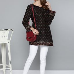 HERE&NOW Black & Maroon Ethnic Motifs Printed Sweetheart Neck Kurti-image-33