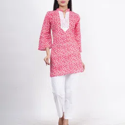 Trendzmy Red And White Floral Printed Pure Cotton Kurti-picture-21