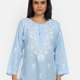 PARAMOUNT CHIKAN Blue & White Ethnic Motifs Embroidered Chikankari Kurti-image-94