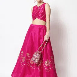 studio rasa Block Printed Saree Blouse image 5