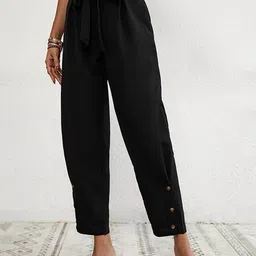 StyleCast Women Black Loose Fit High-Rise Pleated Trousers-image-34