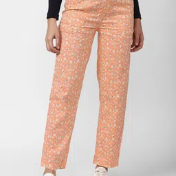 FOREVER 21 Women Peach-Coloured Cotton Floral Printed Trousers-image-43