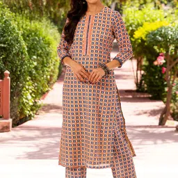 Ambraee Women Coral Printed Kurta with Trousers-10