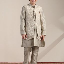 Manyavar Boys Mandarin Collar Kurta with Pyjamas and Woven Design Nehru jacket-image-97