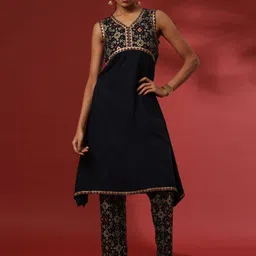 Abhishti Ethnic Motifs Printed V-Neck High-Low A-Line Kurta With Trousers-0