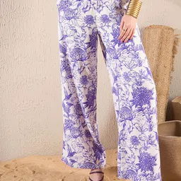 SASSAFRAS Floral Printed Loose Fit Trousers-picture-17