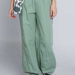 KIABI Women Solid Mid Rise Regular Fit Joggers Trousers-image-84