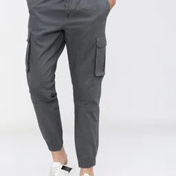 HIGHLANDER Men Grey Solid Regular Fit Joggers-image-67