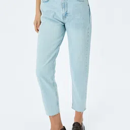 Koton Women Mom Fit High-Rise Jeans-image-93