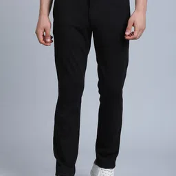 ONEMILE Men Smart Slim Fit Mid Rise Chinos-image-5