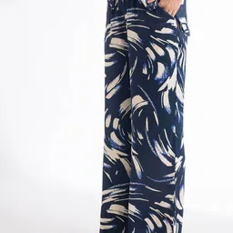 B.Copenhagen Women Navy Blue Camouflage Printed Trousers-image-36
