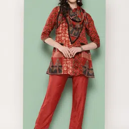 Nayam By Lakshita Women Floral Printed Regular Kurti with Trousers-picture-47