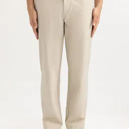 DeFacto Men Mid-Rise Trousers-image-71
