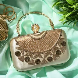 Toobacraft Embellished Box Clutch-18