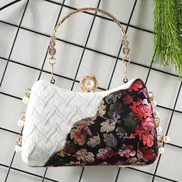 Toobacraft Embellished Box Clutch-image-58