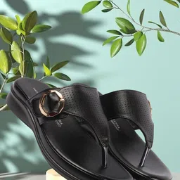 Carlton London Kitten Textured Open Toe Sandals With Laser Cuts-18