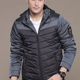 roadster Men Colorblock Padded Jacket-picture-42