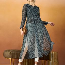 Women Printed Georgette Flared Kurta-image-52