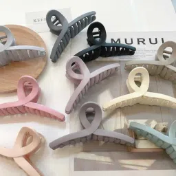 Matte butterfly pack of 6 pcs for girls very cute Strong clutcher Hair Claw Hair Clip-26