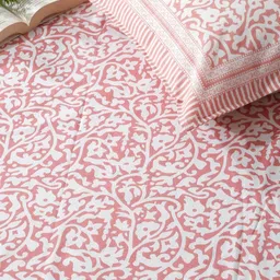 eyda Peach-Coloured Floral 180 TC King Bedsheet with 2 Pillow Covers-image-9