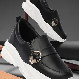 evoltar Synthetic solid color buckle ornamented Moccasin slip on sneaker shoes for women Slip On Sneakers For Women-picture-8