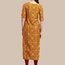 7threads KALINI Women Pack Of 2 Yellow & Navy Blue Floral Printed Block Print Crepe Kurta image 5