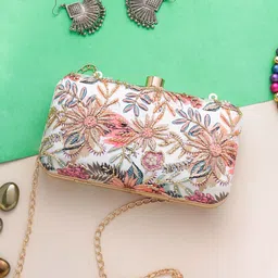 Swisni Embellished Box Clutch-picture-25