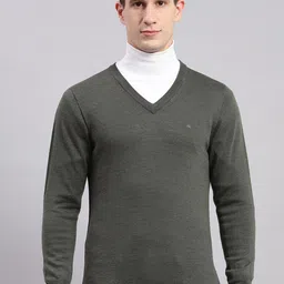 Monte Carlo Ribbed V-Neck Pure Woollen Pullover-image-74