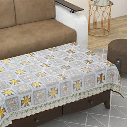 BIGGER FISH White & Yellow Cotton 4-Seater Table Cover-18