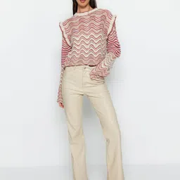 Trendyol Geometric Self Design Pullover image 2