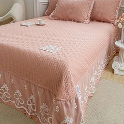 JC HOME Pink Textured 162 TC Superking Bed Cover With 2 Pillow Covers-image-32