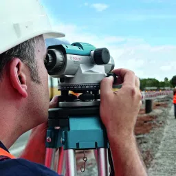 bosch GOL32D Automatic Level, 32X magnification, without accessories Magnetic Engineer's Precision Level image 3