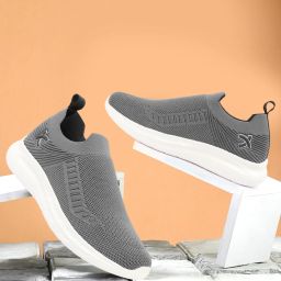 Stylish Comfortable Lightweight Breathable Socks/Elastic Training & Gym Shoes For Men-image-55