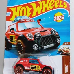 C4982 LIL ROAR 5/5 SAFARI MODE DIE CAST TOY CAR MAINLINE K CASE-14